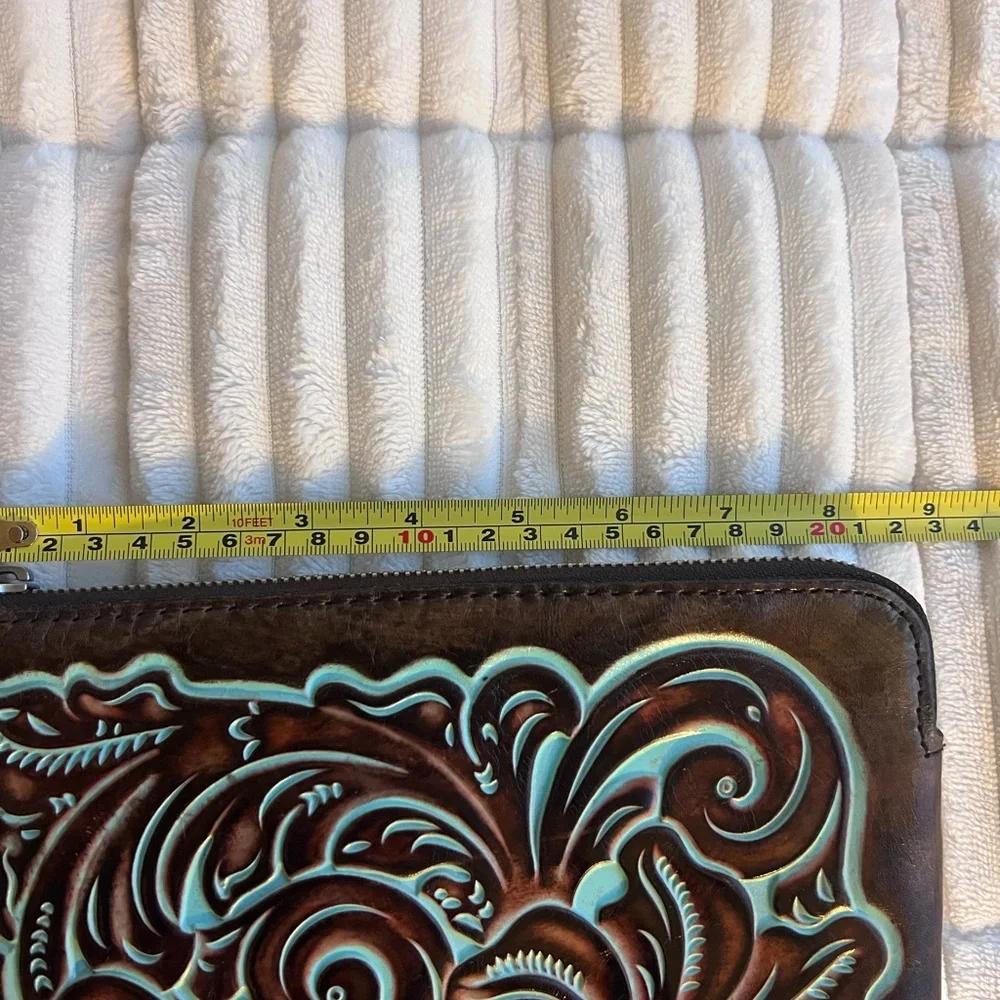 Patricia Nash Brown Leather Clutch - Picture 9 of 16